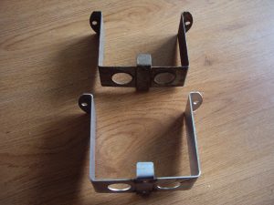 ARIEL LEADER BATTERY TRAY CARRIER T2010 (H181)