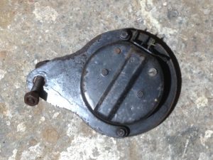 1968 BSA B25 Starfire horn with original bracket