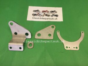 Triumph T160 Front Engine Mounting and Horn Bracket 83-5899 83-5900 (S371) (S372) (H37)