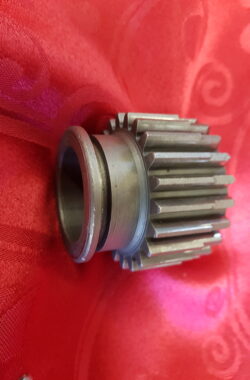 Triumph 4 Speed Main Shaft 2nd Gear 22 Tooth