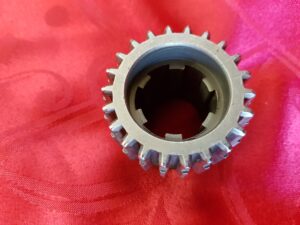 Triumph 4 Speed Main Shaft 2nd Gear 22 Tooth