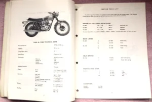 TRIUMPH DAYTONA T100R GENUINE WORKS PARTS MANUAL 1974